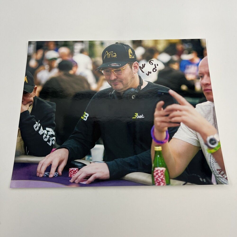 Phil Hellmuth signed 8 x 10 World Series of Poker photo WSOP